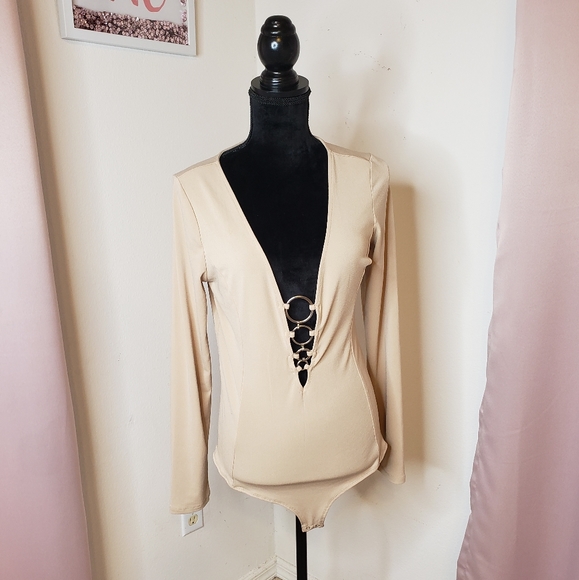 Forever 21 plunging o-ring Bodysuit - Picture 6 of 8